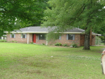 354 Cedarcrest Drive, Columbus, MS 39702 