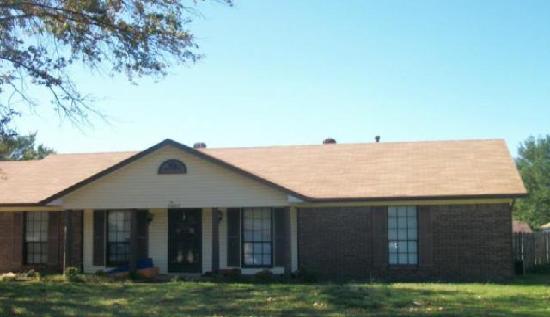 7457 Wrenwood Dr, Southaven, MS 38671 