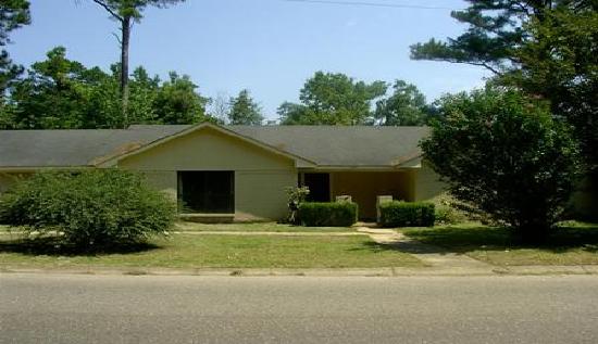 622 Nakoma Drive, Jackson, MS 39206 