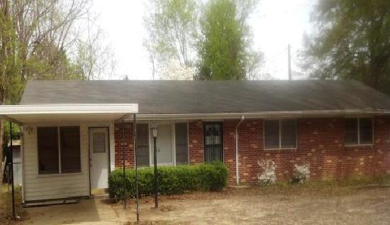 227 Mchall Drive, Columbus, MS 39702 