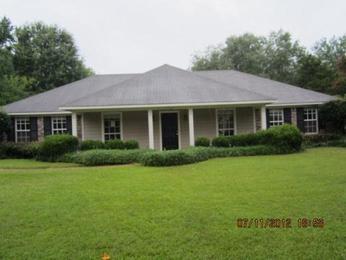 5825 Kristen Dr, Jackson, MS 39211 