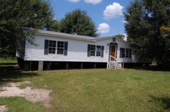 18 Gateway Dr, Picayune, MS 39466 