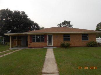 2179 St James Blvd, Gulfport, MS 39507 