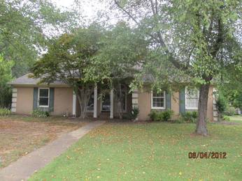440 Plum Point Ave, Southaven, MS 38671 