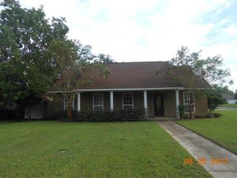 6819 Oakhurst Drive, Ocean Springs, MS 39564 