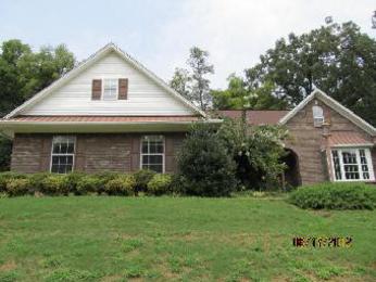 120 E 9th St, Pontotoc, MS 38863 
