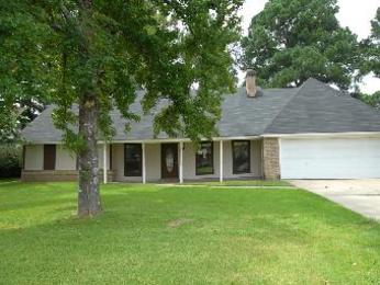 311 E Meade St, Pearl, MS 39208 