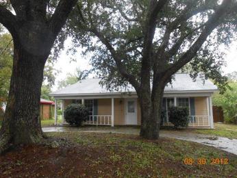 1520 S 10th St, Ocean Springs, MS 39564 