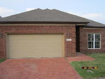 1330 Arbor Lake Dr, Horn Lake, MS 38637 