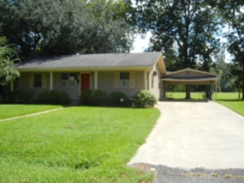 326 Shady Ln, Canton, MS 39046 