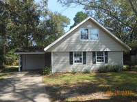 2302 Dogwood St, Pascagoula, MS 39567 