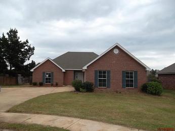 606 Suncrest Cv, Richland, MS 39218 