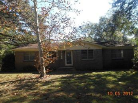 9924 Foxshire Dr, Moss Point, MS 39562 