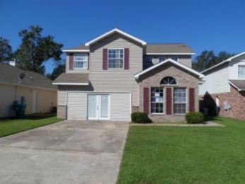 11093 Oakcrest Dr, Diberville, MS 39540 