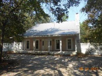 2708 Robert Hiram Dr, Gautier, MS 39553 