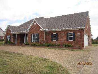 6592 Acree Woods Dr, Olive Branch, MS 38654 
