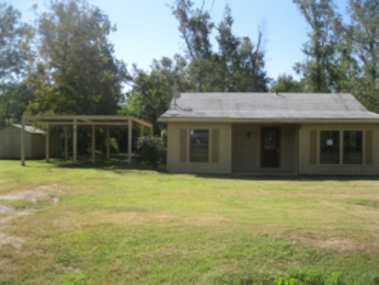 101 Pecan Ridge Dr, Waveland, MS 39576 
