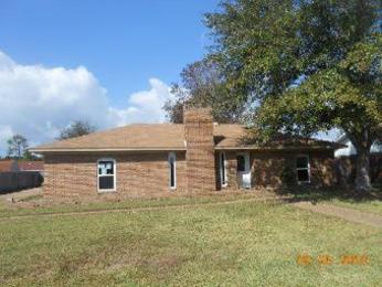 1968 El Camino Dr, Biloxi, MS 39532 