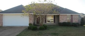 1039 Bullrun Dr, Byram, MS 39272 