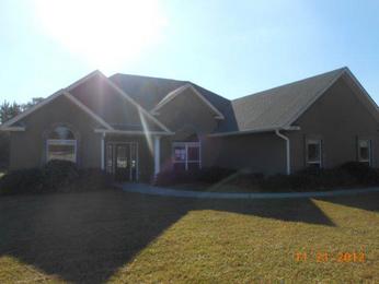 17504 Lake Breeze Dr, Saucier, MS 39574 
