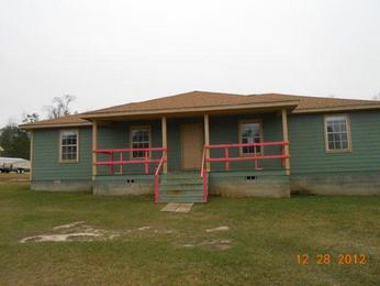 1687 Firetower Rd, Kiln, MS 39556 