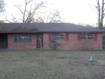 1215 Sandra Dr, Laurel, MS 39440 