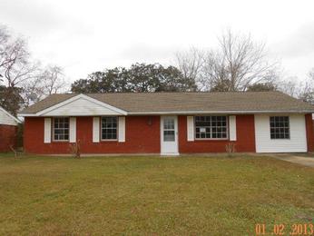 7017 Denver Dr, Biloxi, MS 39532 