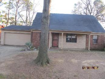 1367 Vicksburg Dr, Southaven, MS 38671 