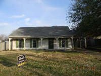 3680 Heathcliff Dr, Horn Lake, MS 38637 