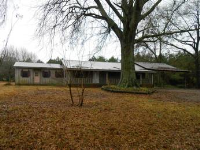 2029 E Franklin St, Carthage, MS 39051 