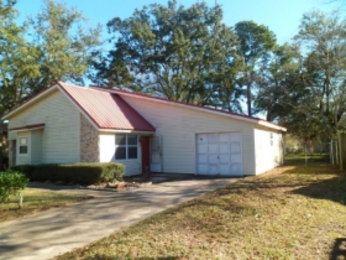7600 Marathon Drive, Biloxi, MS 39532 