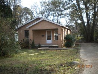 2225 Newport St, Jackson, MS 39213 