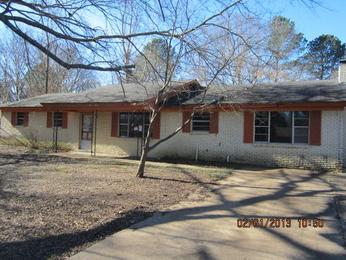 209 Mississippi Ave, Grenada, MS 38901 