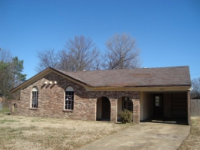 2960 Forest Glen Cv, Horn Lake, MS 38637 