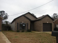 525 Cherry Ln, Columbus, MS 39702 