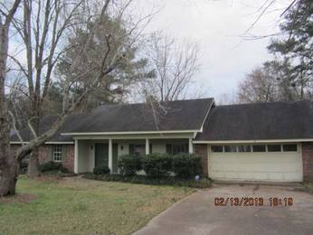 1447 Sleepy Hollow, Jackson, MS 39212 