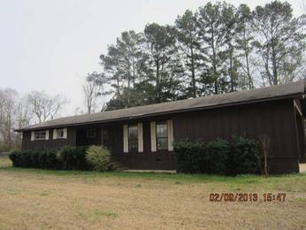 1236 Trafton Ave, Canton, MS 39046 