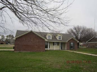 101 Falcon St, Greenwood, MS 38930 