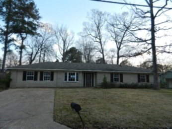 2403 Napoleon Ave, Pearl, MS 39208 