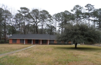 204 Azalea Dr, Forest, MS 39074 