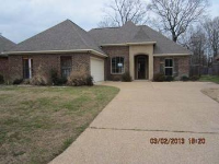 610 Oakview Way, Byram, MS 39272 