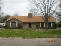 2772 Ascot Pl, Greenville, MS 38701 
