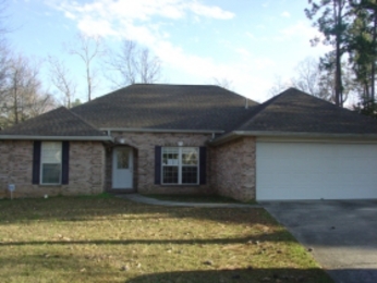 104 Warwick Pl, Hattiesburg, MS 39402 