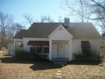 1202 E 6th St, Corinth, MS 38834 