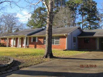 203 Seville Pl, Starkville, MS 39759 