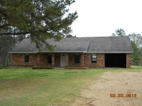 1140 Thomas Rd, Crystal Springs, MS 39059 