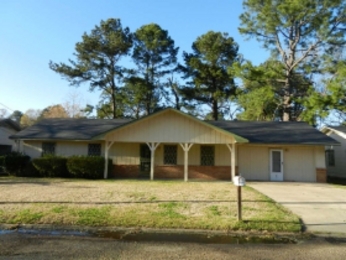 5734 Magnolia Dr., Jackson, MS 39209 