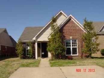 5299 Kalian Cv, Southaven, MS 38671 