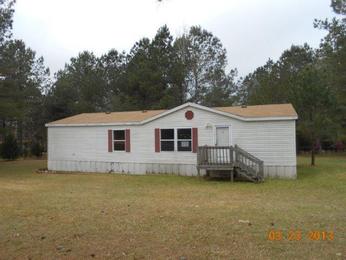 201 Slash Pine Ln, Lucedale, MS 39452 