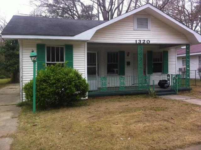 1320 North 5th Avenue, Laurel, MS 39440 